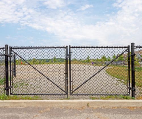 METAL GATE 